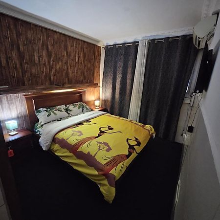 Homestay Appartement 2 Chambres Yaounde Bagian luar foto
