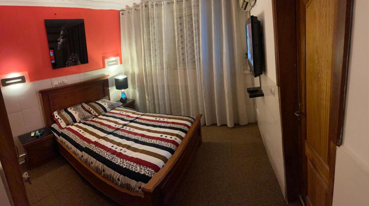 Homestay Appartement 2 Chambres Yaounde Bagian luar foto