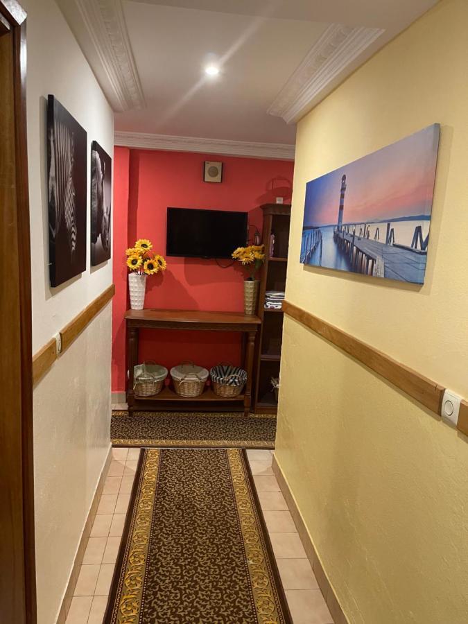 Homestay Appartement 2 Chambres Yaounde Bagian luar foto